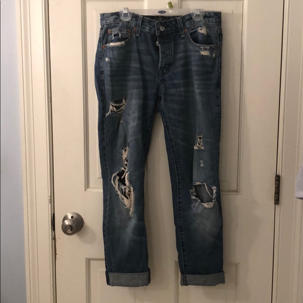 Abercrombie & Fitch Mid-Rise Boyfriend Jeans